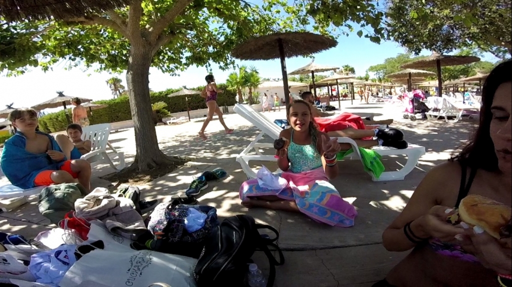 Village Camps International Summer Camp Chiclana, Spain 2017-07-28 https://www.villagecamps.com/journals_admin/images/1841-2227-aquapark 2 (7).jpg